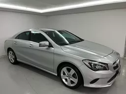 Mercedes-benz CLA 180
