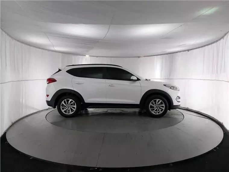 Hyundai Tucson Branco 8