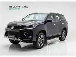 Toyota Hilux SW4