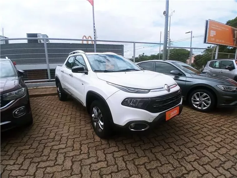 Fiat Toro Branco 3