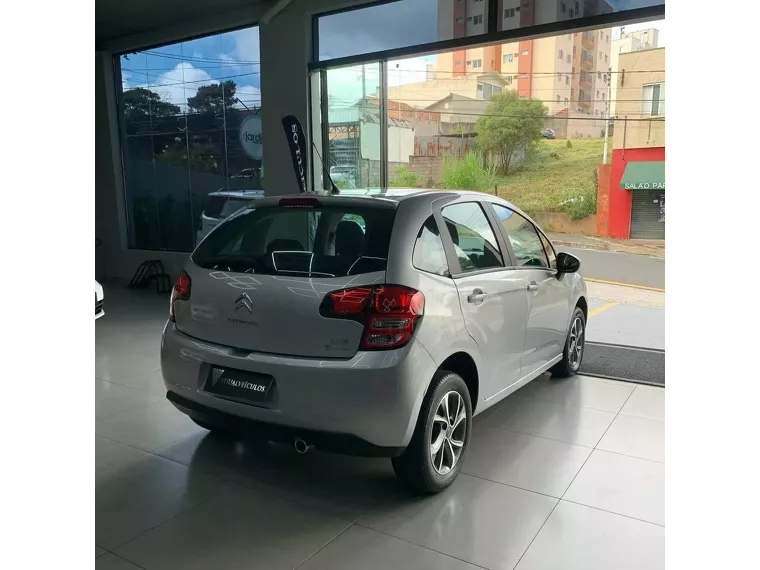 Citroën C3 Prata 7