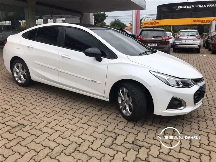 Chevrolet Cruze Branco 10