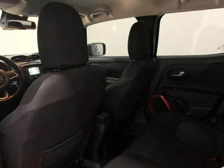 Jeep Renegade Preto 18