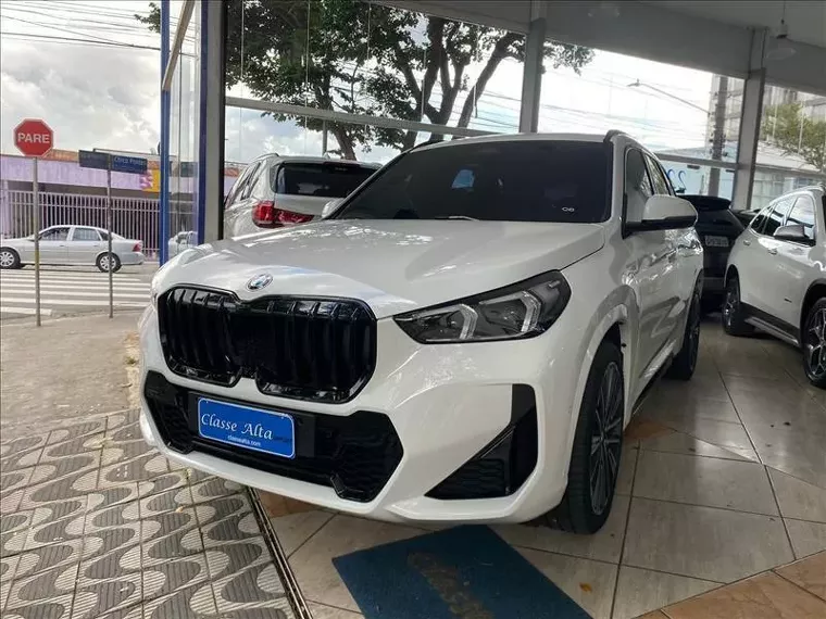 BMW X1 Branco 1