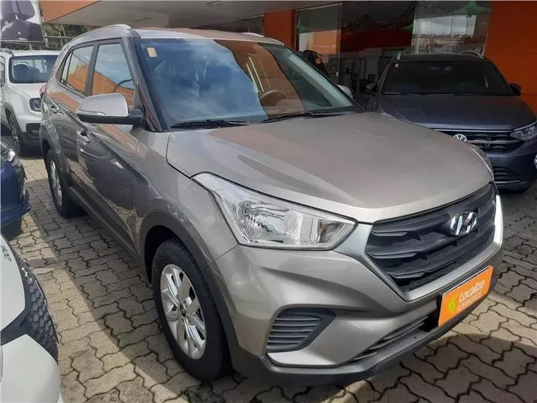 Hyundai Creta Prata 2