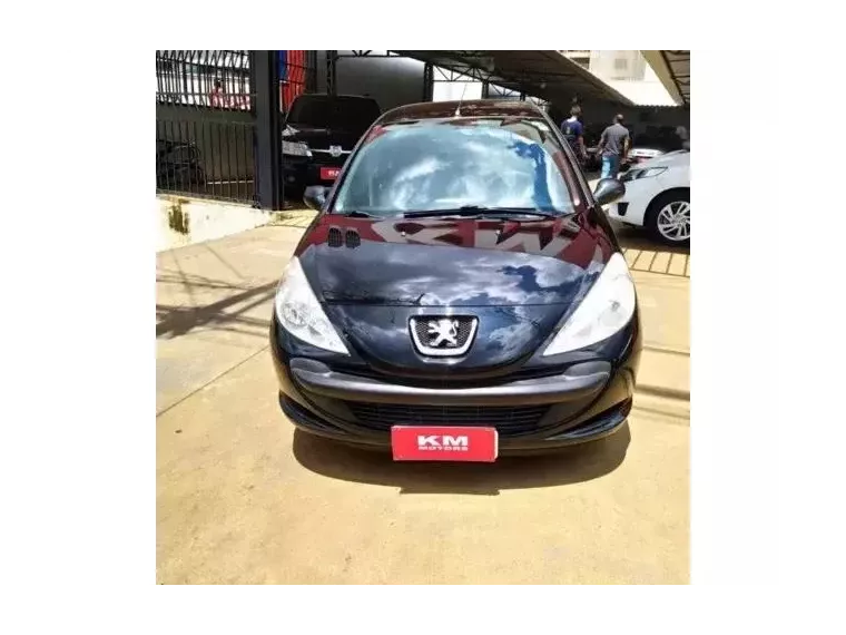 Peugeot 207 Preto 8