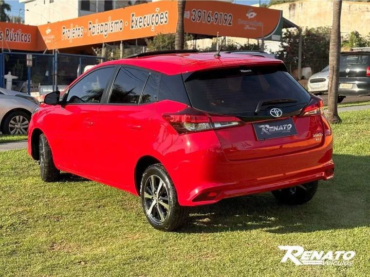 Toyota Yaris Vermelho 7