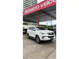 Toyota Hilux SW4