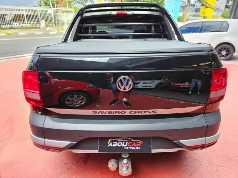 Volkswagen Saveiro Preto 10