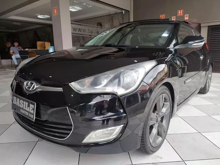 Hyundai Veloster Preto 4