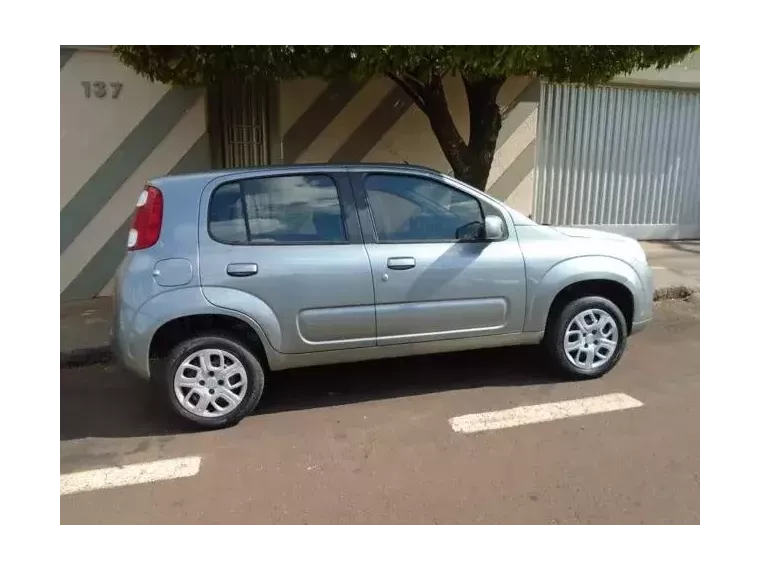 Fiat Uno Cinza 3