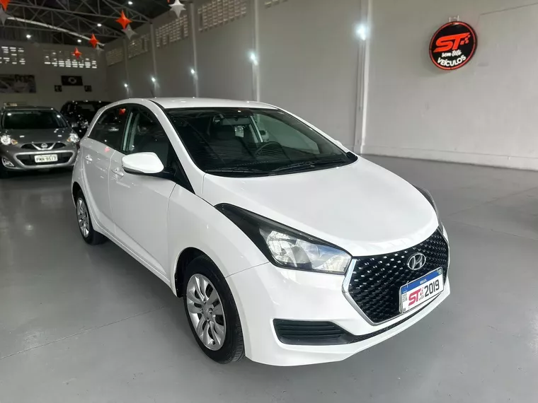 Hyundai HB20 Branco 12