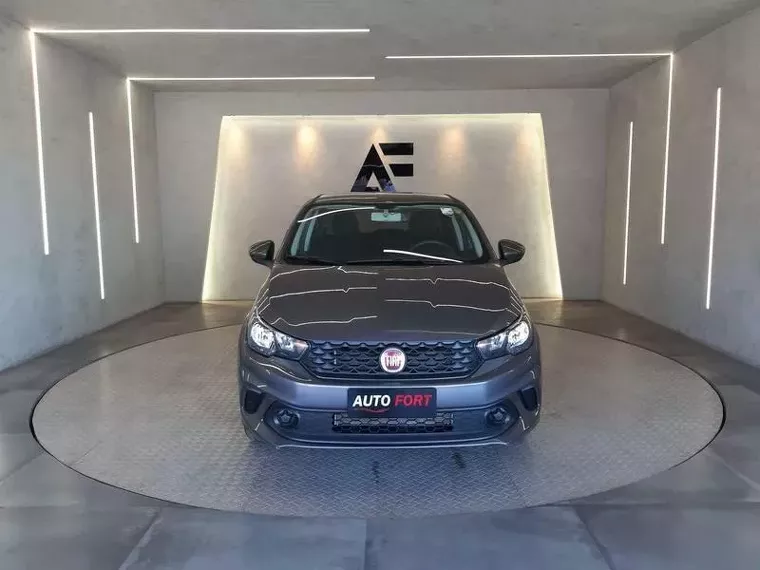 Fiat Argo Cinza 5