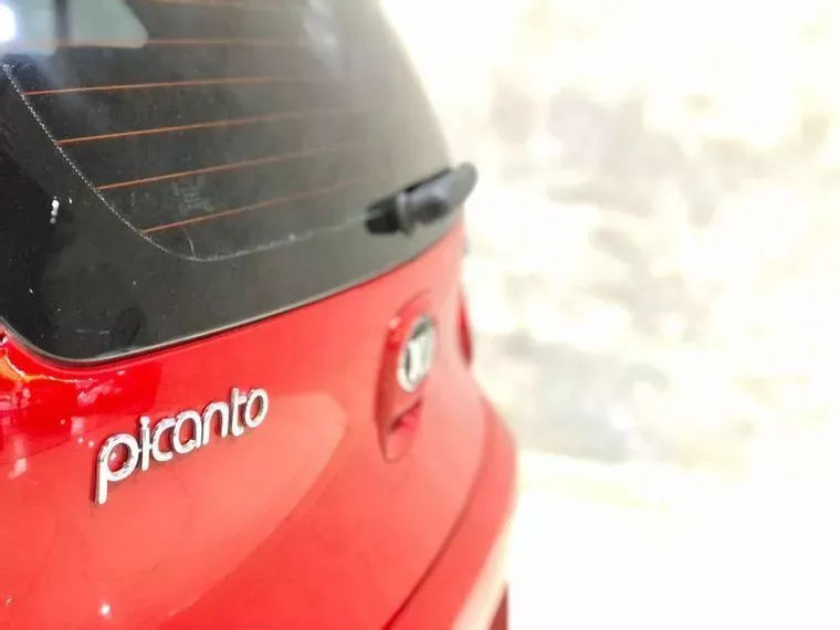 KIA Picanto Vermelho 14