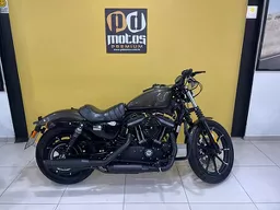 Sportster 883