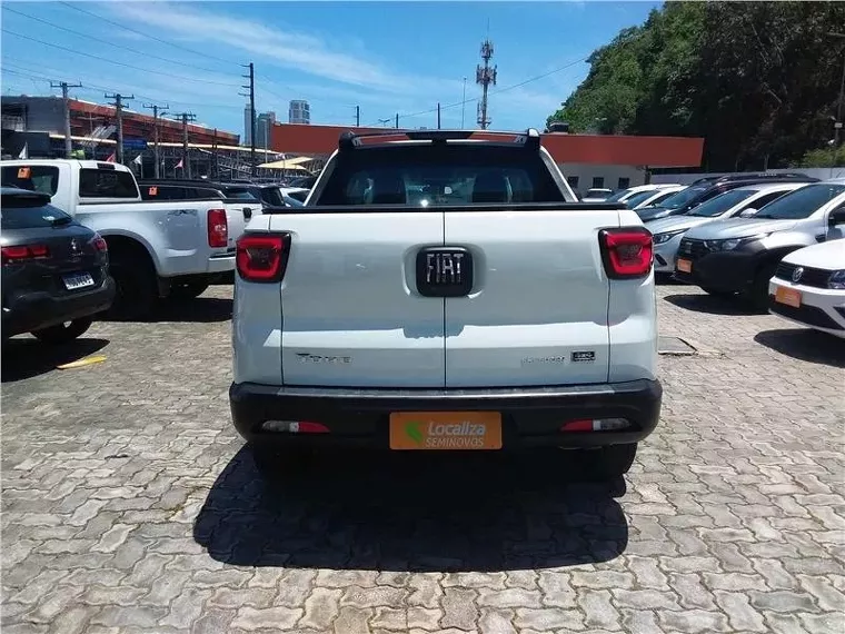 Fiat Toro Branco 8