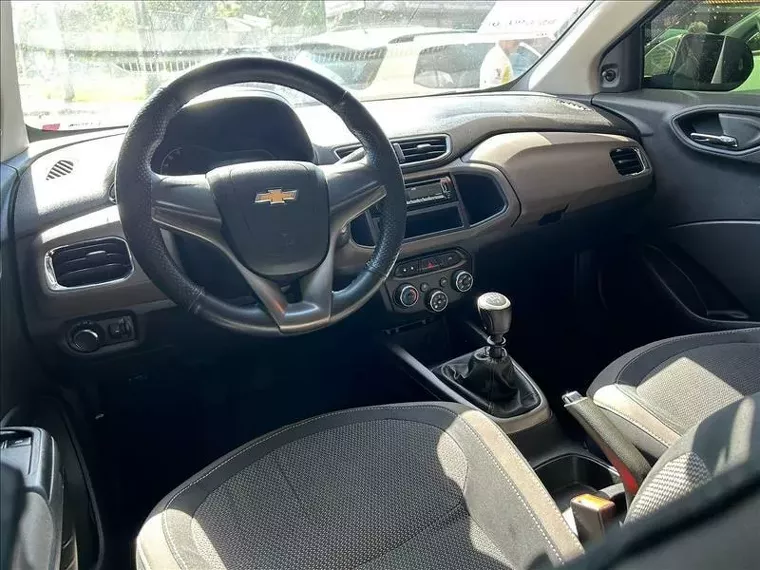 Chevrolet Prisma Cinza 1