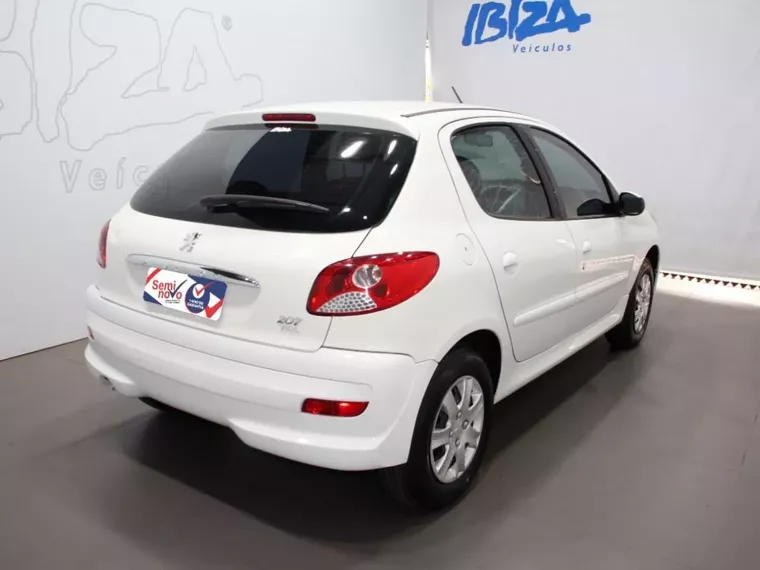 Peugeot 207 Branco 4