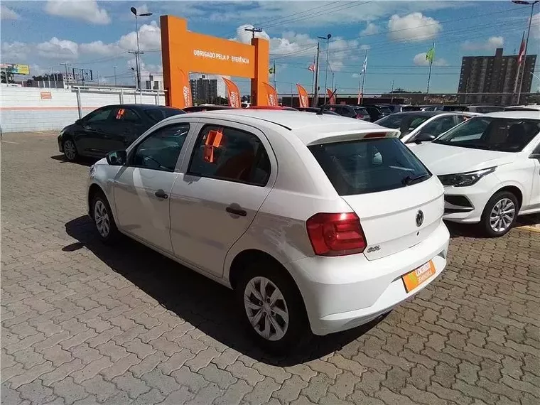 Volkswagen Gol Branco 2