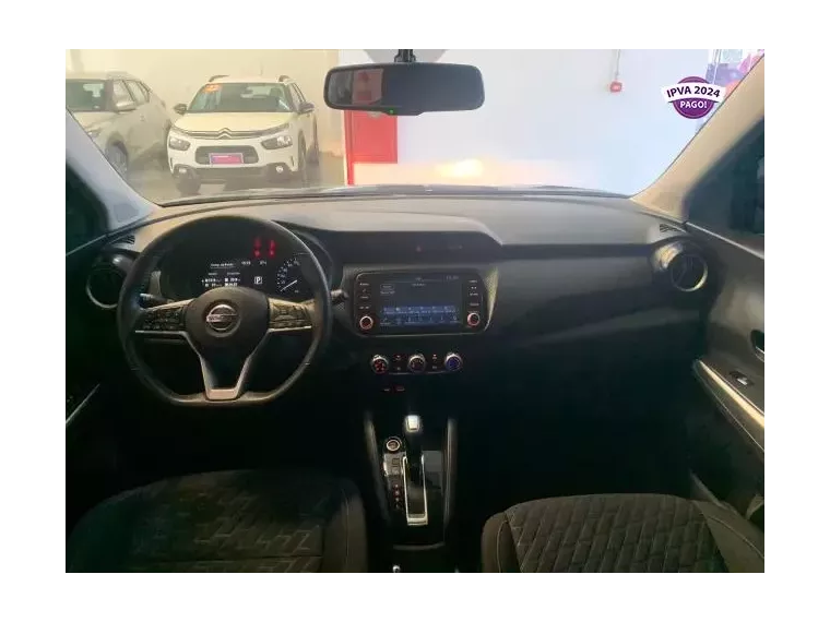 Nissan Kicks Preto 8