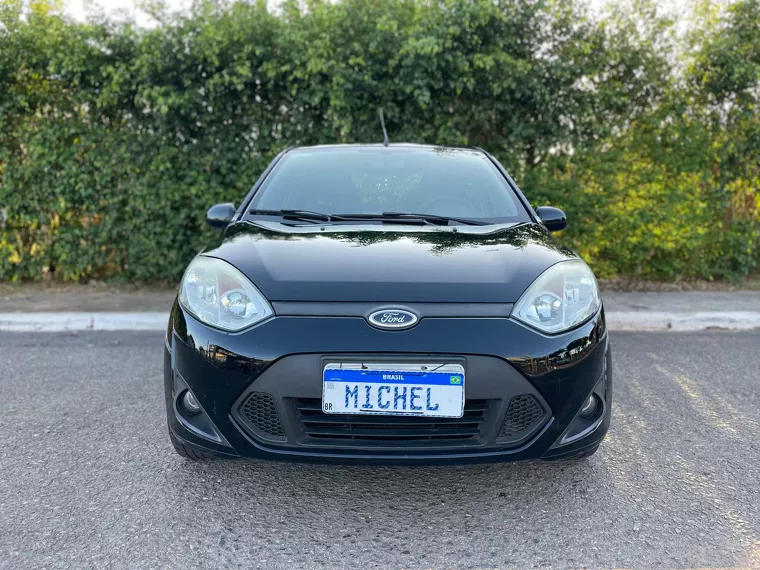 Ford Fiesta Preto 10