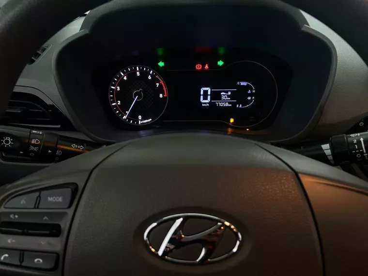 Hyundai HB20S Preto 3