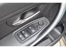 BMW 328i