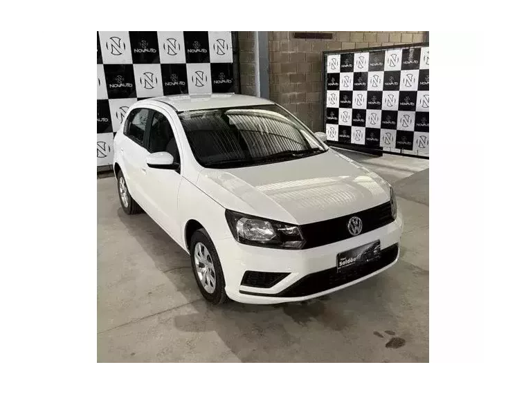 Volkswagen Gol Branco 4