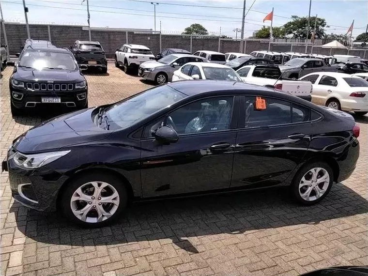 Chevrolet Cruze Preto 10