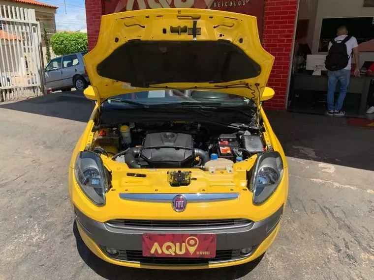 Fiat Punto Amarelo 20