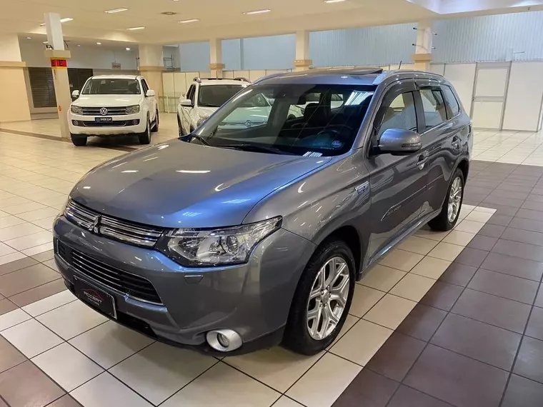 Mitsubishi Outlander Cinza 12