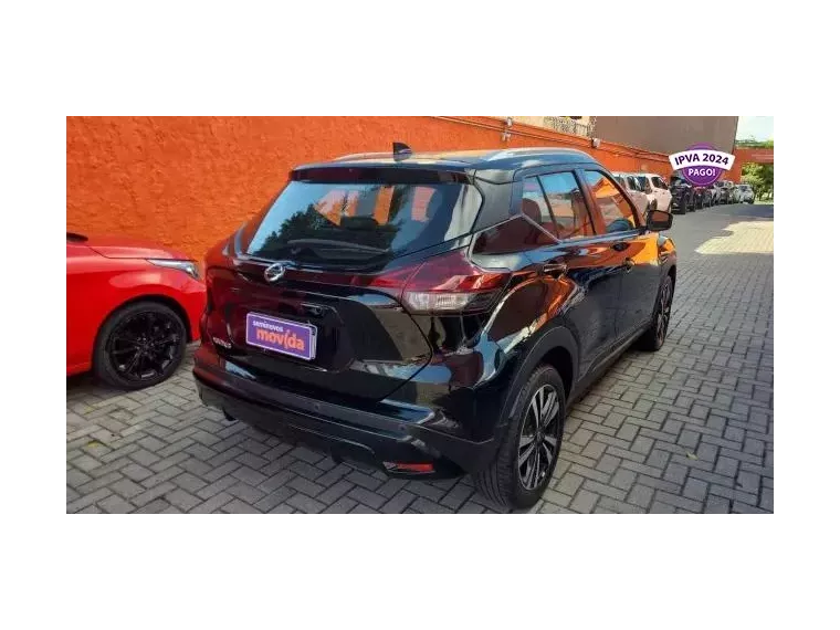 Nissan Kicks Preto 2