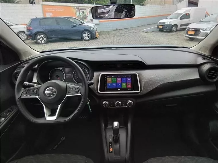 Nissan Kicks Cinza 6