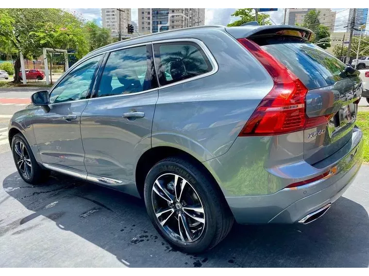 Volvo XC60 Cinza 12