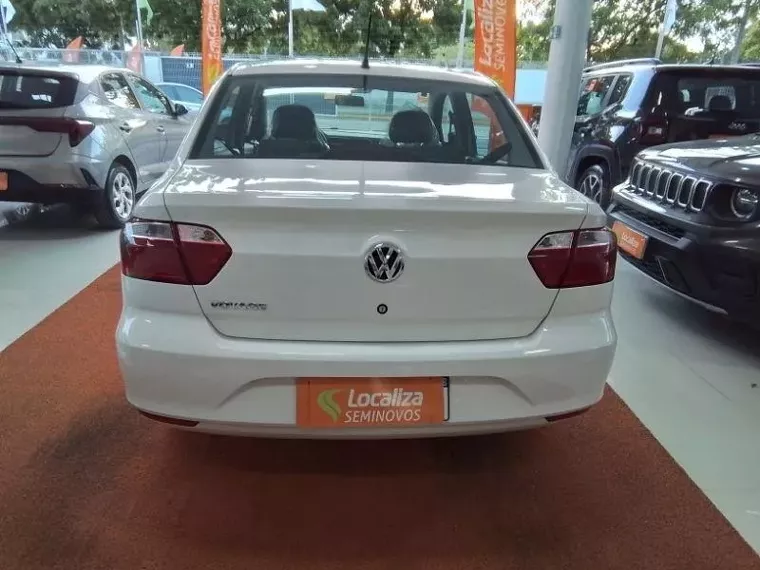 Volkswagen Voyage Branco 8