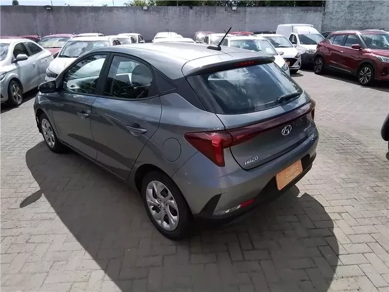 Hyundai HB20 Cinza 10