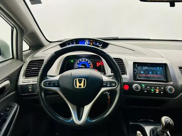 Honda Civic Prata 8