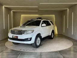 Toyota Hilux SW4