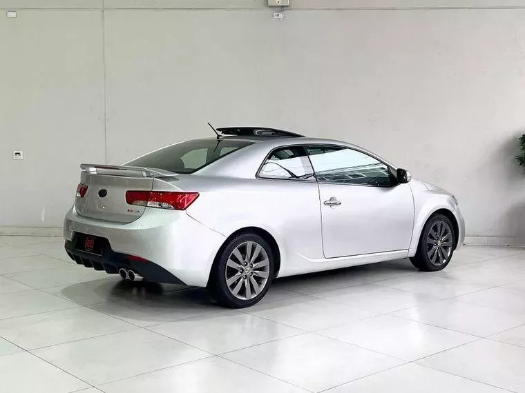 KIA Cerato Prata 4