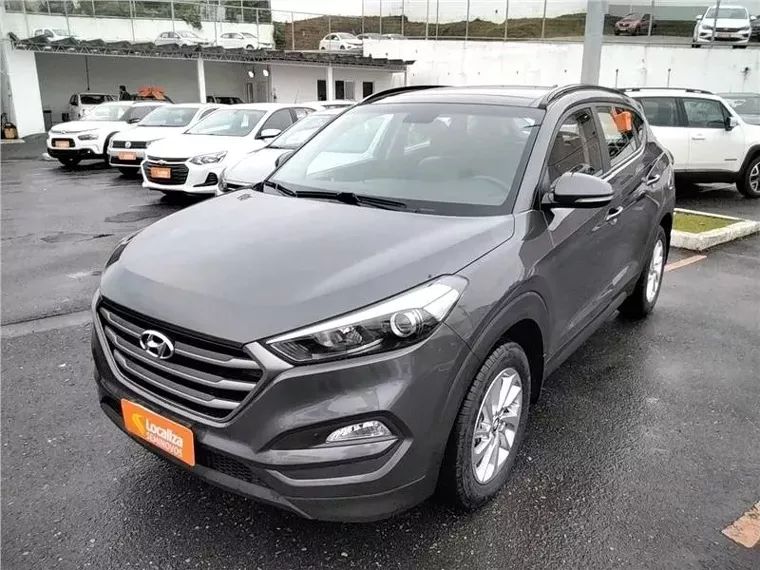 Hyundai Tucson Cinza 8