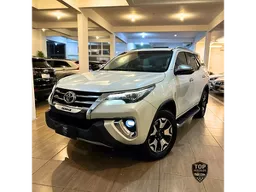 Toyota Hilux SW4