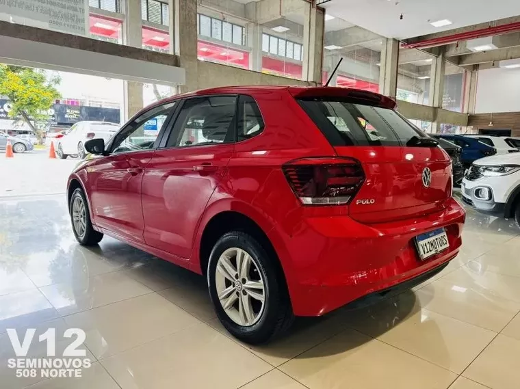 Volkswagen Polo Hatch Vermelho 2