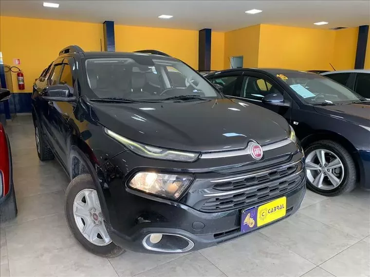 Fiat Toro Preto 4