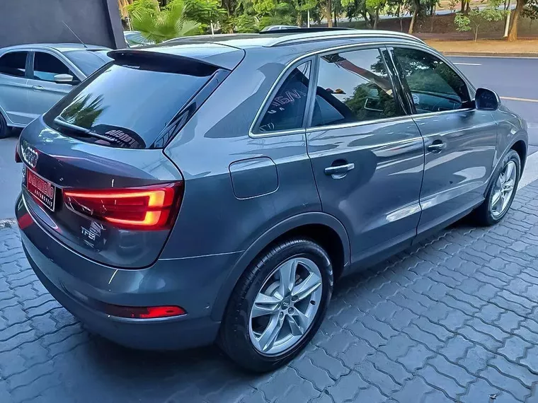 Audi Q3 Cinza 2