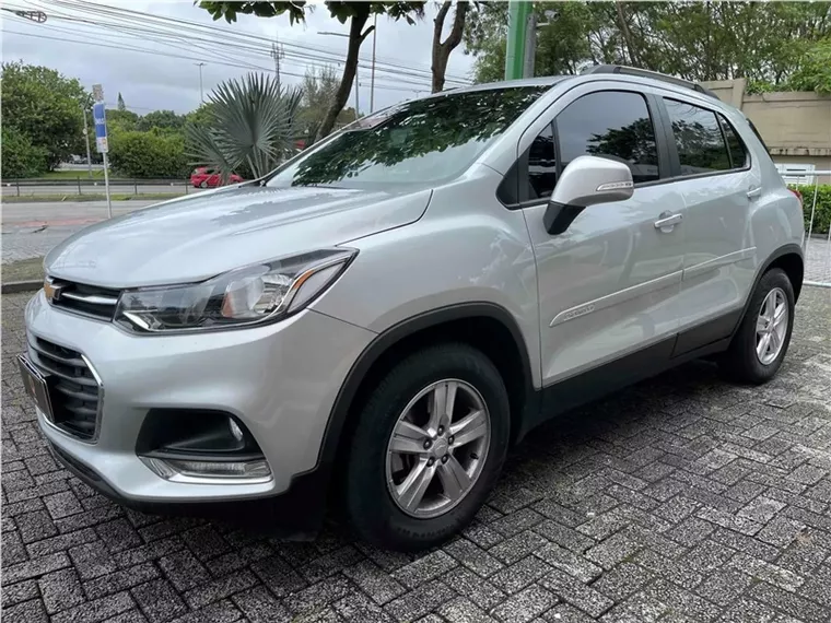 Chevrolet Tracker Prata 7