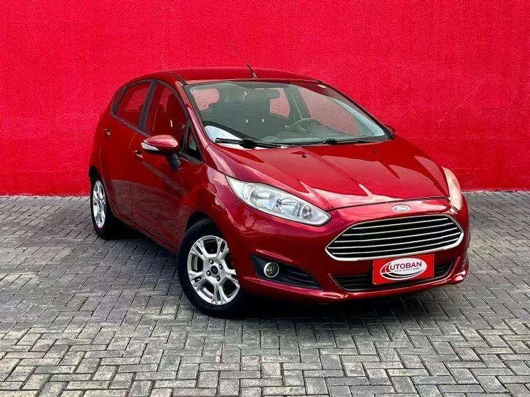 Ford Fiesta Vermelho 4