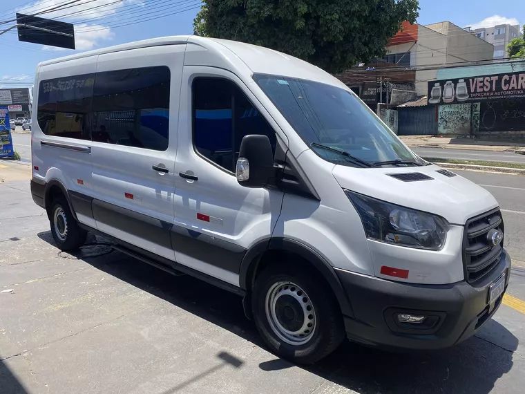 Ford Transit Branco 5