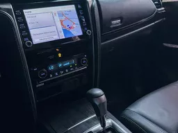 Toyota Hilux SW4