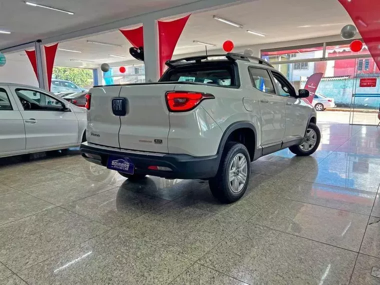 Fiat Toro Branco 4