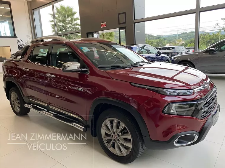 Fiat Toro Vermelho 13